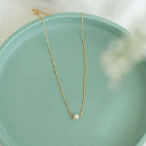 สร้อยคอทองเหลืองชุบทองน้อยที่สุดพร้อมจี้ไข่มุกเม็ดเดียวสร้อยคอชุบทองสำหรับผู้หญิง - Product Image 1