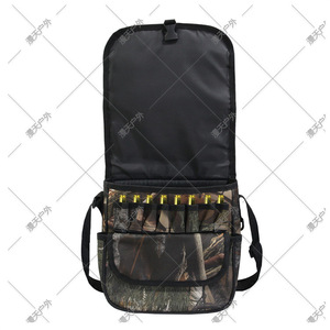 Sac à bandoulière camouflage pour l'extérieur avec poches pour magazines, sac à dos de chasse imperméable, sangle arquée unisexe, poignée détachable - Product Image 1