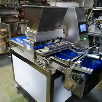 Machine industrielle de découpe de pâte à biscuits pour la fabrication de biscuits et la mise en forme des biscuits