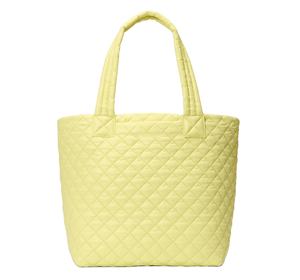 <span class=keywords><strong>Sac</strong></span> fourre-tout <span class=keywords><strong>en</strong></span> nylon uni <span class=keywords><strong>de</strong></span> grande capacité structuré avec bandoulière <span class=keywords><strong>en</strong></span> tissu éponge, fermeture éclair intérieure et plusieurs poches - Product Image 1