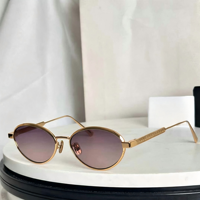 Lunettes de soleil tendance unisexes en métal, monture carrée intégrale, transparentes, dégradées, protection UV %, style rétro, pour activités de plein air