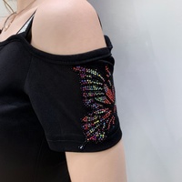 Camiseta de Fiesta Personalizada para Mujer con Lazo de Mariposa, Pedrería y Lentejuelas Brillantes, de Hombros Descubiertos y Manga Corta para Discoteca
