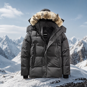 Parka in Piuma d'Oca di Lusso Personalizzato di Alta Qualità per Uomo con Cappuccio in Pelliccia di Lupo, Giacca Invernale con Sacchetto Antipolvere - Product Image 1