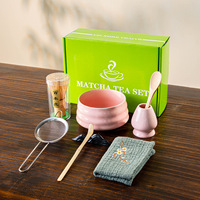 Astief – Outils traditionnels faits main pour la préparation du matcha, personnalisables avec logo, boîte verte, bol en céramique, ensemble matcha rose avec bec verseur