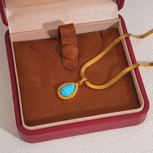 Collier de luxe en turquoise goutte d'eau pour femmes, acier inoxydable 304, plaqué sous vide, pendentif, chaîne de câble, chaîne croisée, or véritable 18 carats - Product Image 3