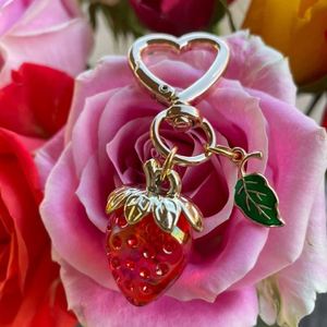 Cute Strawberry Heart Flower <b>Daisy</b> Keychain Acrylic Plastic Bag Charms for Girls Perfect <b>Gift</b> - Product Image 2