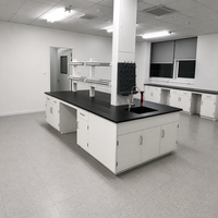 Table de laboratoire centrale en acier, banc îlot en acier avec étagère de rangement et robinet d'eau pour laboratoire microbiologique - Vente chaude
