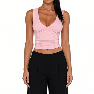 Top corto fruncido con cuello en V para mujer - Camiseta sin mangas ajustada, ropa de mujer a la moda - Product Image 1