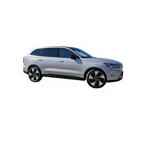 Véhicules d'occasion 2026 EX90 ULTRA SUV à vendre, transmission automatique, pneus R20, toit ouvrant panoramique - Product Image 6