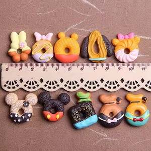 Nouveau mignon <span class=keywords><strong>Mickey</strong></span> Daisy poisson rouge beignet dessin animé <span class=keywords><strong>maison</strong></span> <span class=keywords><strong>de</strong></span> poupée Simulation nourriture jouer bricolage coque <span class=keywords><strong>de</strong></span> téléphone Miniature nourriture Dessert gâteau jouets - Product Image 6