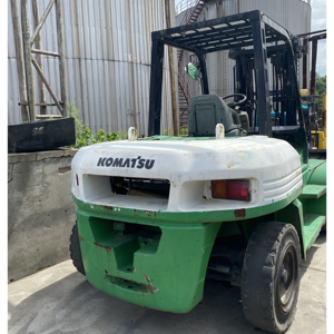 รถยกมือสอง โคมัตสึ FD70 เครื่องยนต์เดิม ระบบไฮดรอลิกทำงานราบรื่น - Product Image 1