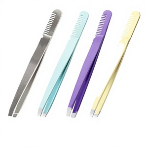 Pinzas para Cejas de Acero Inoxidable Personalizadas con Peine y Cepillo, Punta Inclinada para Depilación Facial, Estilo Moderno y Duradero - Product Image 3