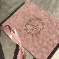 Boîte d'invitation de mariage élégante en velours et acrylique avec impression Vanille et ensemble de cartes Acrylia, emballage de luxe avec dorure à chaud, Modèle 324