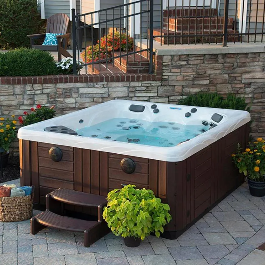 Wholesale Commercial Endless Pool Plug And Play 4-8 Person Outdoor Spa Hot Tub With Led Light
