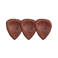 Plectres de guitare professionnels avec grip pour le pouce, design antidérapant pour prévenir la fatigue des mains