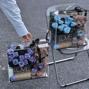 Ramo de Rosas de Flores Eternas en Caja de Regalo Acrílica Portátil para Novia, Regalo de Cumpleaños, Venta al por Mayor - Product Image 1