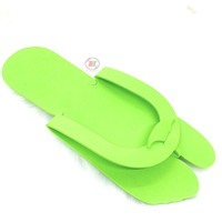 Vente en gros Vietnam Tongs de pédicure jetables unisexes légères et colorées, pantoufles imperméables en mousse EVA antidérapantes pour la beauté des ongles