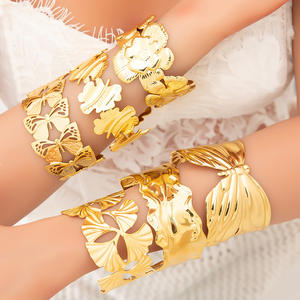 Bracelet en forme de feuille de papillon plaqué or de style européen pour femmes, bijoux de fête, bracelet tendance - Product Image 1