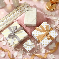 Gulungan Kertas Pembungkus Bunga Motif Garis Diagonal Titik Emas Latar Belakang Putih Ramah Lingkungan Dapat Didaur Ulang Ukuran Besar 3m untuk Natal dan Hari Valentine