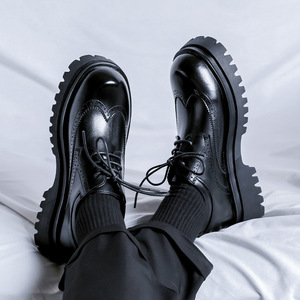 <span class=keywords><strong>Scarpe</strong></span> Oxford Brogue <span class=keywords><strong>da</strong></span> <span class=keywords><strong>Uomo</strong></span> di Alta Qualità con Suola Spessa Traspirante Antiscivolo per Tutte le Occasioni - Product Image 3