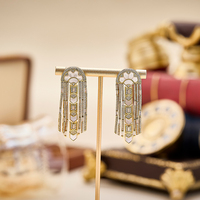 Boucles d'oreilles pendantes géométriques Art Déco de haute qualité avec pompon, nacre et zircone étincelante, bijoux en laiton pour femme, vente en gros