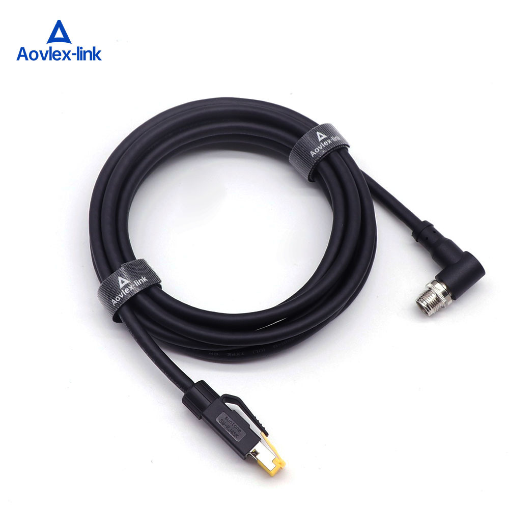Промышленный Ethernet-кабель с 8-контактным штекером