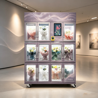 Distributeur automatique de fleurs avec ouverture humanisée pour éviter les dommages aux bouquets