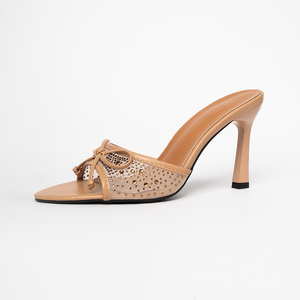Chaussures à talons hauts noires à bout carré pour femmes, sandales <span class=keywords><strong>mules</strong></span> sexy en maille avec strass, idéales pour les rendez-vous et les soirées - Product Image 4