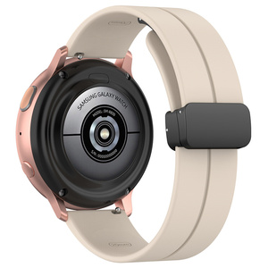 Bracelets de montre universels en silicone 20 mm 22 mm avec boucle pliante noire ou argentée pour Samsung, <span class=keywords><strong>Amazfit</strong></span>, <span class=keywords><strong>Huawei</strong></span>, Garmin, etc. - Product Image 2