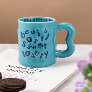 <span class=keywords><strong>Tasse</strong></span> à petit déjeuner en <span class=keywords><strong>porcelaine</strong></span> personnalisée de 350 ml avec dessin animé anglais en gros pour souvenir, cadeau de la Saint-Valentin - Product Image 6