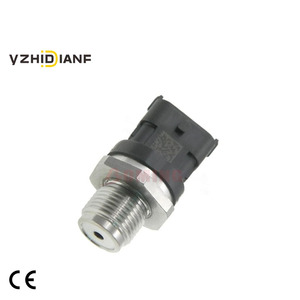 Capteur de pression du rail de carburant, capteur de pression d'huile 0281006365 0281006165 3974092 pour camions Renault MAN TGA <span class=keywords><strong>IVECO</strong></span> CIVIS - Product Image 2