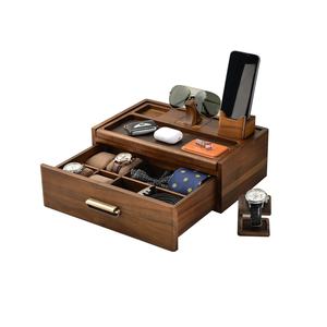 Мужская деревянная зарядная станция - Product Image 1