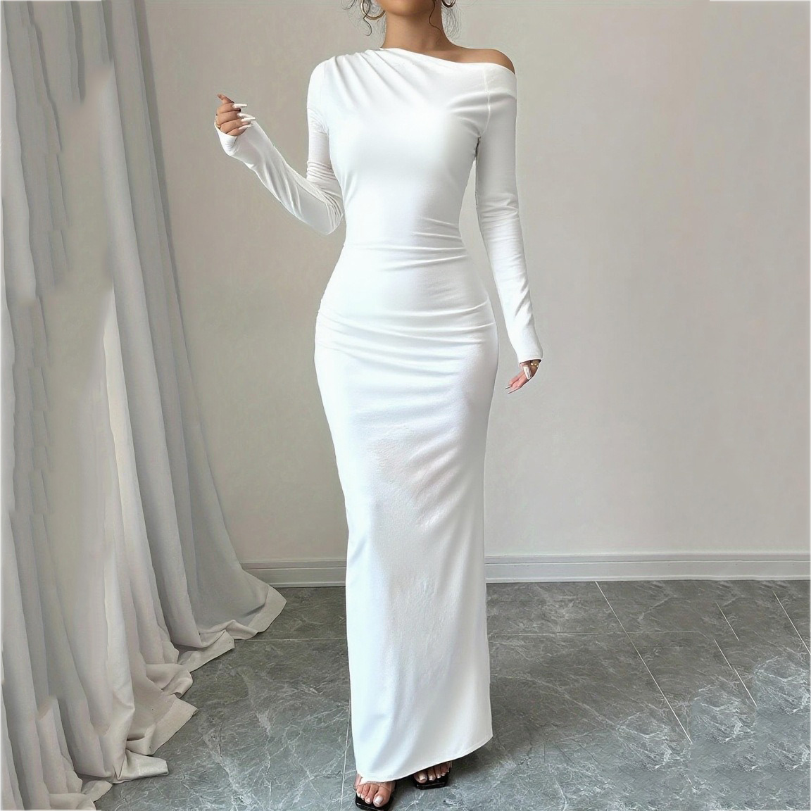 ditsy floral maxi dress Petal and Pup Women's Keziah Long Sleeve Maxi Dress main image 1
