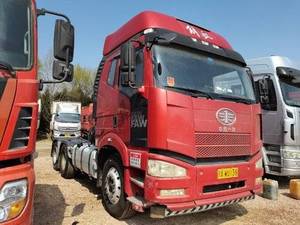 Camión Usado FAW J6M 350HP 6X2, Cabeza Tractora, Camión <span class=keywords><strong>de</strong></span> 10 Ruedas, Volante a la Izquierda, Euro 5, Motor Xichai, Camión Jiefang - Product Image 6