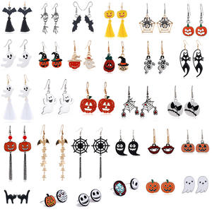 Boucles d'oreilles pendantes pour <span class=keywords><strong>femme</strong></span>, style gothique punk esthétique Halloween, plaqué or et noir, avec breloque fantôme durable en alliage de zinc - Product Image 1