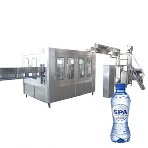 Otomatik 1000bph Pet şişe sıvı dolgu maden suyu şişeleme ambalaj 3 In 1 dolum makinesi