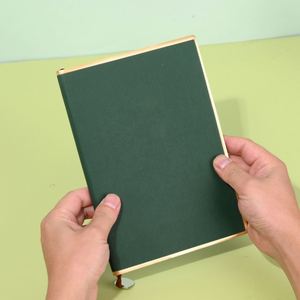 Ensemble Cadeau d'Entreprise Haut de Gamme avec Carnet, Stylo Métallique Signature et Clé USB – Idéal pour Conférences et Souvenirs - Product Image 3