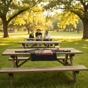 T-shirt a maniche lunghe retrò Peace Love Flatbread - Product Image 3