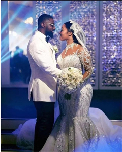 ชุดแต่งงานราคาโรงงาน ไซส์พลัสสำหรับชาวแอฟริกัน แบบถอดชายกระโปรงได้ คอสูง ประดับลูกปัดเลื่อมและผ้าลูกไม้ - Product Image 4