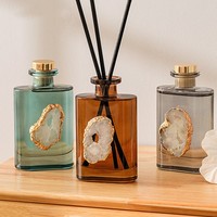 Flacon de parfum vide sans flamme personnalisé de luxe multicolore 180 ml avec couvercle en bois