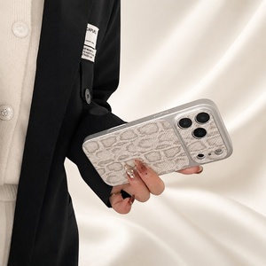 เคสโทรศัพท์ลายจระเข้สุดหรู ป้องกันแรงกระแทก สำหรับ iPhone - Product Image 4