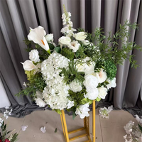C-709 Prix de gros Support de fleurs moderne et simple en métal doré pour décoration de table et centre de table de mariage