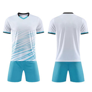 Ensemble de t-shirts de football pour hommes chemise de football maillot de qualité vierge vêtements de football vente en gros col en V maillots de sport de football pour hommes - Product Image 5
