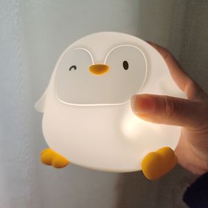 Lámpara Nocturna de Silicona con Forma de Pingüino, Recargable por USB, LED, Lámpara de Noche para Niños, Lámpara de Noche para Guardería con Doble Brillo - Product Image 3