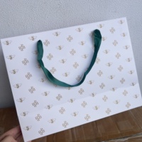Sacs cadeaux en papier couché de luxe, sacs d'emballage pour le shopping avec poignées de transport pour bijoux, perruques, vêtements, chaussures, bougies