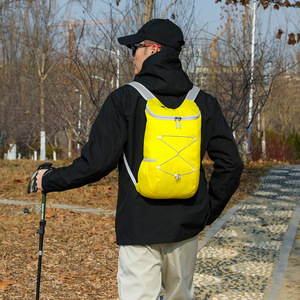 Mochila Ligera Plegable Impermeable de Color Sólido para Senderismo, Camping, Montañismo, Deporte Unisex, Ajustable - Product Image 2