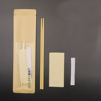 Baguettes en bambou emballées dans du papier kraft brun biodégradable, cuillère en plastique jetable, écologique, moderne, emballage personnalisé