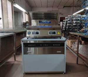 Nouveau produit économique <span class=keywords><strong>Friteuse</strong></span> électrique d'intérieur commerciale à évier unique sans fumée La cuisinière à <span class=keywords><strong>induction</strong></span> a un filtre avec une hotte - Product Image 4