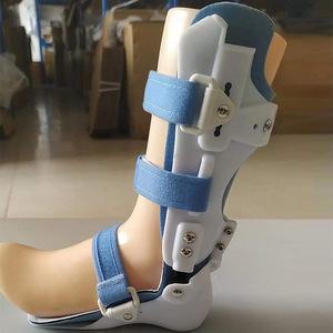 Órtesis de tobillo y pie ajustable para fijación de fracturas de la extremidad inferior en niños - Product Image 1