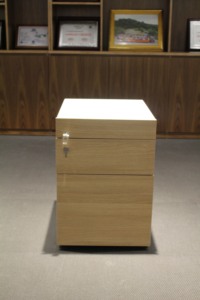 Meubles <span class=keywords><strong>de</strong></span> bureau <span class=keywords><strong>de</strong></span> haute qualité, nouveau cabinet <span class=keywords><strong>de</strong></span> <span class=keywords><strong>rangement</strong></span> en <span class=keywords><strong>bois</strong></span>, armoire à dossiers, <span class=keywords><strong>casier</strong></span>, personnalisé, stable et durable - Product Image 4